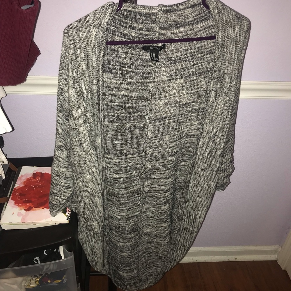 Stylish Knit Cardigan (Sm/M length)